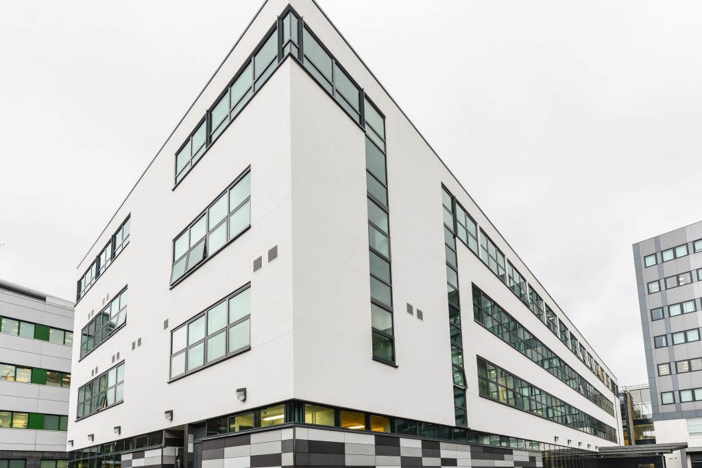 QUB Whitla Building JD McGeown Ltd